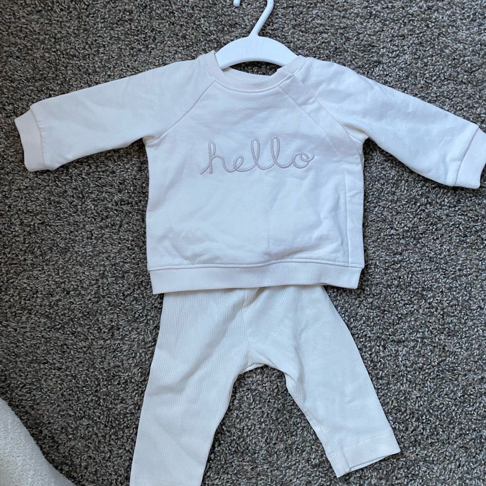 H&M Organic Cotton Baby Garment in White